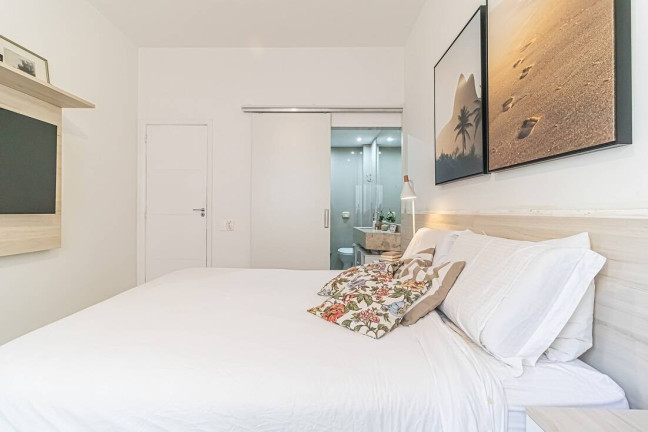 Imagem Apartamento com 2 Quartos à Venda, em Ipanema - Rio De Janeiro Imagem Apartamento com 2 Quartos à Venda, em Ipanema - Rio De Janeiro
