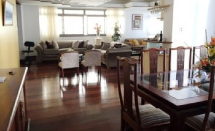 Apartamento com 3 Quartos à Venda, 230 m² em Graça - Salvador
