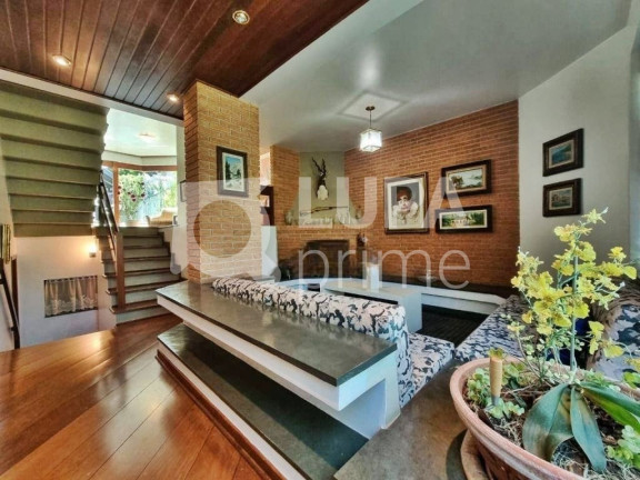 Imagem Casa com 3 Quartos à Venda, 384 m² em Tremembé - São Paulo Imagem Casa com 3 Quartos à Venda, 384 m² em Tremembé - São Paulo
