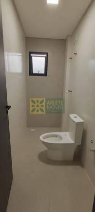 Imagem Casa com 2 Quartos à Venda, 140 m² em Bombas - Bombinhas Imagem Casa com 2 Quartos à Venda, 140 m² em Bombas - Bombinhas