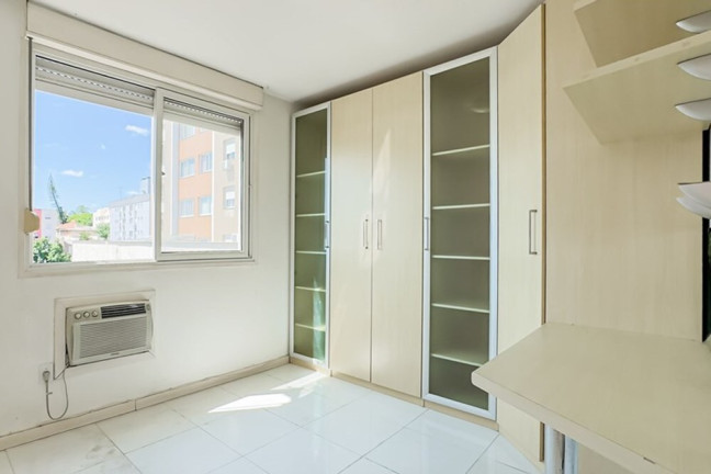 Imagem Apartamento com 1 Quarto à Venda, 43 m² em Vila Ipiranga - Porto Alegre Imagem Apartamento com 1 Quarto à Venda, 43 m² em Vila Ipiranga - Porto Alegre