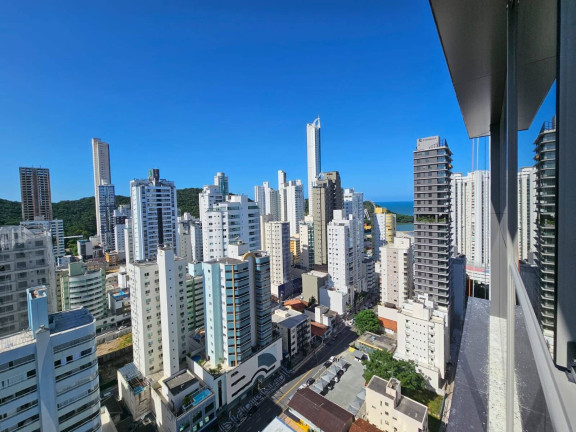 Apartamento com 4 Quartos à Venda, 168 m² em Pioneiros - Balneário Camboriú