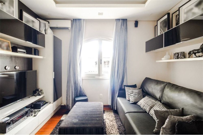 Imagem Casa com 3 Quartos à Venda, em Campo Belo - São Paulo Imagem Casa com 3 Quartos à Venda, em Campo Belo - São Paulo