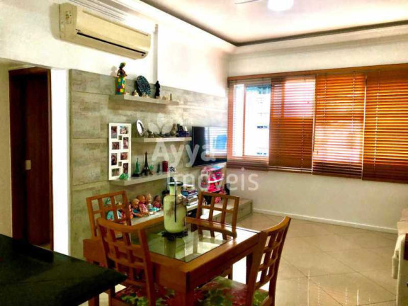 Imagem Apartamento com 2 Quartos à Venda, 70 m² em Copacabana - Rio De Janeiro