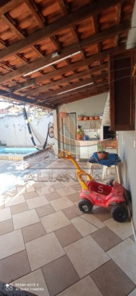 Imagem Casa com 3 Quartos à Venda, 150 m² em Arlindo Laguna - Ribeirão Preto Imagem Casa com 3 Quartos à Venda, 150 m² em Arlindo Laguna - Ribeirão Preto