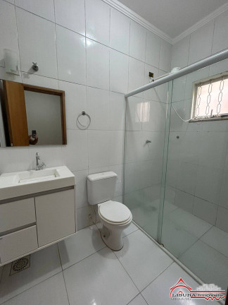 Imagem Casa com 3 Quartos para Alugar, em Jardim Siesta - Jacareí Imagem Casa com 3 Quartos para Alugar, em Jardim Siesta - Jacareí