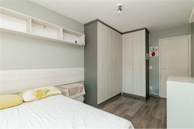 Imagem Imóvel com 2 Quartos à Venda,  em Partenon - Porto Alegre