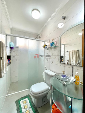 Imagem Sobrado com 4 Quartos à Venda, 217 m² em Ayrosa - Osasco