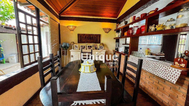 Imagem Casa com 7 Quartos à Venda, 300 m² em Manguinhos - Armação Dos Búzios
