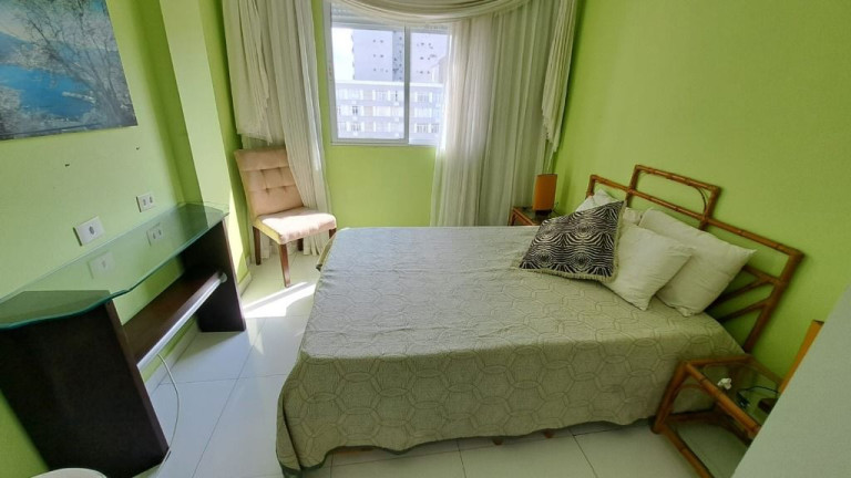Imagem Apartamento com 2 Quartos à Venda, 75 m² em Pitangueiras - Guarujá