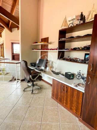 Imagem Sobrado com 4 Quartos à Venda, 460 m² em Indaiá - Caraguatatuba