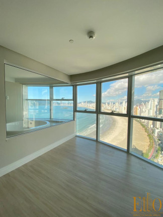 Imagem Apartamento com 3 Quartos à Venda, 20 m² em Pioneiros - Balneário Camboriú