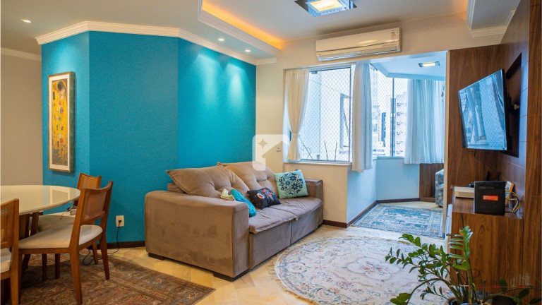 Imagem Apartamento com 3 Quartos à Venda, 143 m² em Centro - Florianópolis Imagem Apartamento com 3 Quartos à Venda, 143 m² em Centro - Florianópolis