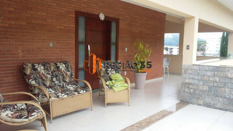 Imagem Casa com 3 Quartos à Venda, 276 m² em Jardim Carolina - Poços De Caldas Imagem Casa com 3 Quartos à Venda, 276 m² em Jardim Carolina - Poços De Caldas