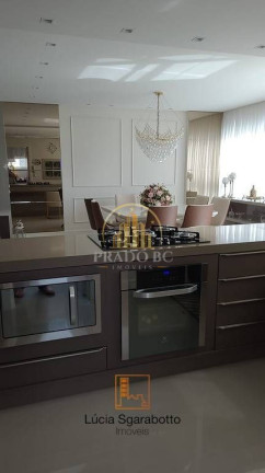 Imagem Apartamento com 3 Quartos à Venda, 225 m² em Centro - Balneário Camboriú