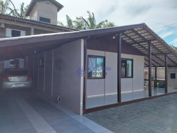 Imagem Sobrado com 3 Quartos à Venda, em Centro - Penha Imagem Sobrado com 3 Quartos à Venda, em Centro - Penha