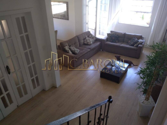 Imagem Casa com 5 Quartos à Venda, 240 m² em Centro - São Pedro Da Aldeia Imagem Casa com 5 Quartos à Venda, 240 m² em Centro - São Pedro Da Aldeia