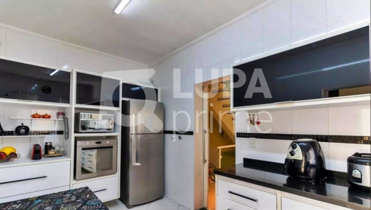 Imagem Casa com 3 Quartos à Venda, 342 m² em Vila Constança - São Paulo Imagem Casa com 3 Quartos à Venda, 342 m² em Vila Constança - São Paulo