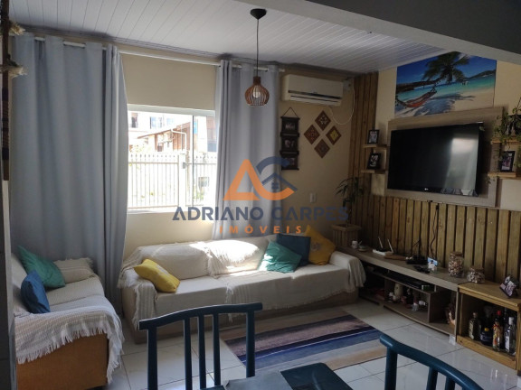 Imagem Casa com 2 Quartos à Venda, 144 m² em Itacolomi - Balneário Piçarras