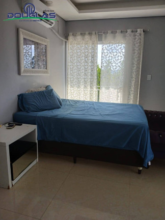 Imagem Casa com 3 Quartos à Venda, 3.000 m² em Viamão