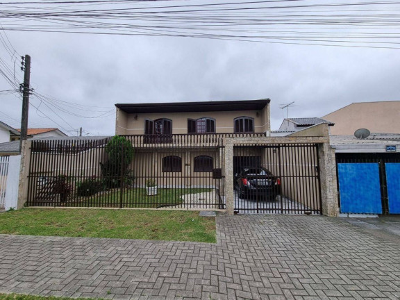 Sobrado com 4 Quartos à Venda, 240 m² em Capão Da Imbuia - Curitiba