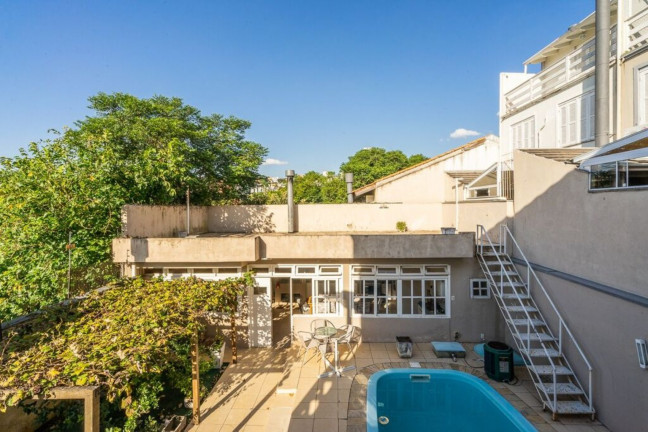 Imagem Imóvel com 3 Quartos à Venda, em Chácara Das Pedras - Porto Alegre Imagem Imóvel com 3 Quartos à Venda, em Chácara Das Pedras - Porto Alegre