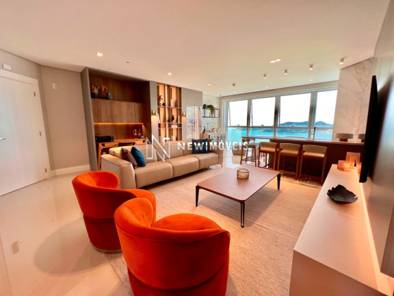 Imagem Apartamento com 3 Quartos à Venda, 173 m² em Pioneiros - Balneário Camboriú Imagem Apartamento com 3 Quartos à Venda, 173 m² em Pioneiros - Balneário Camboriú