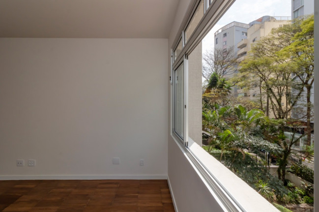 Imagem Imóvel com 3 Quartos à Venda, 130 m² em Itaim Bibi - São Paulo