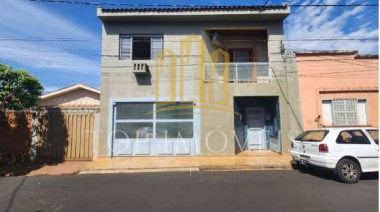 Casa com 3 Quartos à Venda, 250 m² em Vila Tiberio - Ribeirão Preto