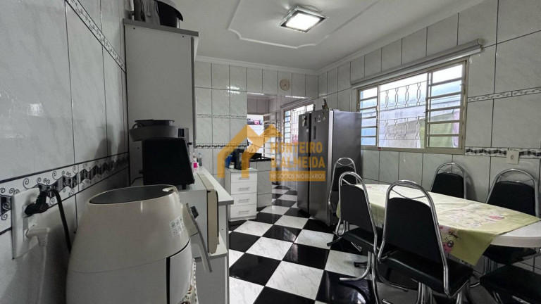Imagem Casa com 3 Quartos à Venda, 140 m² em Vila Rio Branco - Itapetininga Imagem Casa com 3 Quartos à Venda, 140 m² em Vila Rio Branco - Itapetininga