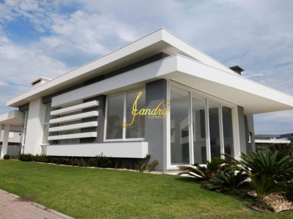 Imagem Casa de Condomínio com 4 Quartos à Venda, 277 m² em Noiva Do Mar - Xangri-la