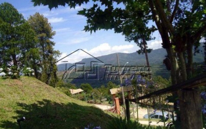 Imagem Casa de Condomínio com 3 Quartos à Venda, 200 m² em Abernéssia - Campos Do Jordão Imagem Casa de Condomínio com 3 Quartos à Venda, 200 m² em Abernéssia - Campos Do Jordão