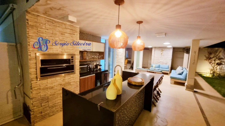 Imagem Casa com 5 Quartos à Venda, 396 m² em Coaçu - Eusébio