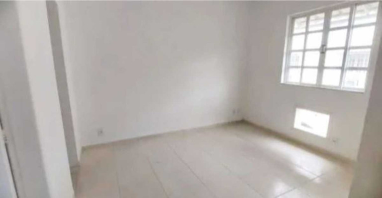 Imagem Casa com 5 Quartos à Venda, 170 m² em Vargem Pequena - Rio De Janeiro