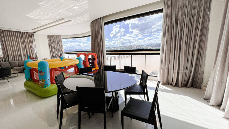 Imagem Cobertura com 4 Quartos à Venda, 490 m² em Centro - Colatina