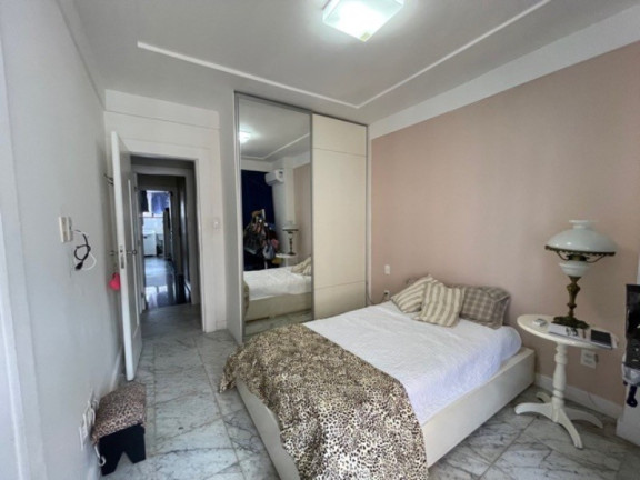 Imagem Imóvel com 4 Quartos à Venda, 321 m² em Horto Florestal - Salvador Imagem Imóvel com 4 Quartos à Venda, 321 m² em Horto Florestal - Salvador