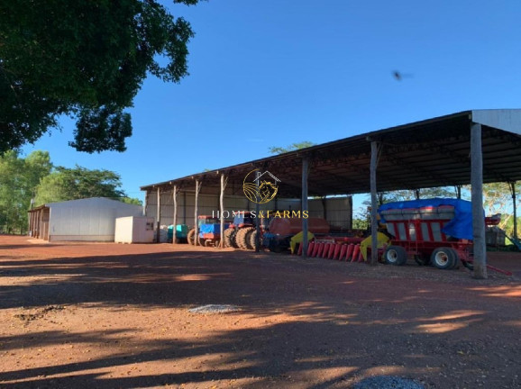 Imagem Imóvel com 3 Quartos à Venda, 3.700 m² em Centro - Nobres Imagem Imóvel com 3 Quartos à Venda, 3.700 m² em Centro - Nobres