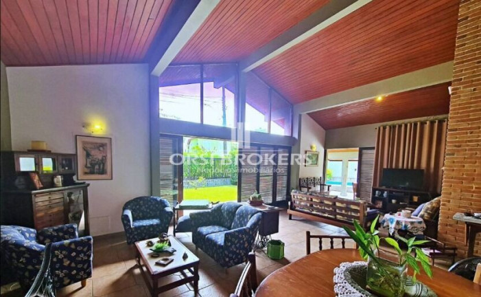 Imagem Casa com 5 Quartos à Venda, 230 m² em Jardim Virgínia - Guarujá Imagem Casa com 5 Quartos à Venda, 230 m² em Jardim Virgínia - Guarujá