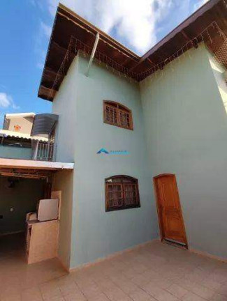Imagem Casa com 3 Quartos à Venda, 110 m² em Vila M Genoveva - Jundiaí