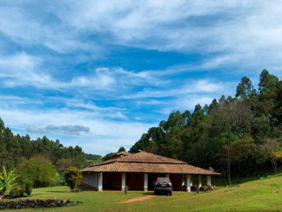Fazenda à Venda, 726 m² em Azevedo - Joanópolis