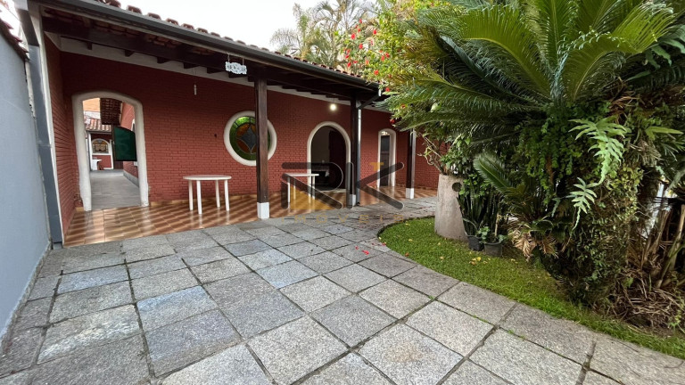 Imagem Casa com 3 Quartos à Venda, 134 m² em Barra Da Lagoa - Ubatuba