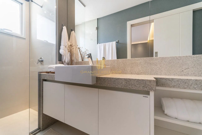 Imagem Apartamento com 4 Quartos à Venda, 238 m² em Barra Sul - Balneário Camboriú Imagem Apartamento com 4 Quartos à Venda, 238 m² em Barra Sul - Balneário Camboriú