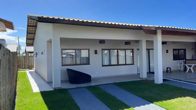 Imagem Casa à Venda, em Ilheús - Ilhéus Imagem Casa à Venda, em Ilheús - Ilhéus