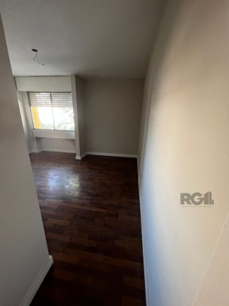 Imagem Apartamento com 3 Quartos à Venda, 120 m² em Petrópolis - Porto Alegre Imagem Apartamento com 3 Quartos à Venda, 120 m² em Petrópolis - Porto Alegre