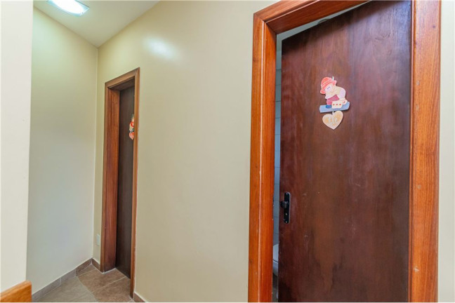 Imagem Imóvel com 3 Quartos à Venda, em Petrópolis - Porto Alegre Imagem Imóvel com 3 Quartos à Venda, em Petrópolis - Porto Alegre