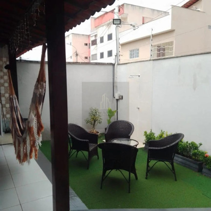 Imagem Casa com 3 Quartos à Venda, 150 m² em Nova Parnamirim - Parnamirim
