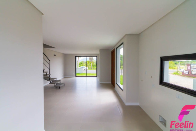 Imagem Casa com 3 Quartos à Venda, 140 m² em Ribeirão Da Ilha - Florianópolis Imagem Casa com 3 Quartos à Venda, 140 m² em Ribeirão Da Ilha - Florianópolis