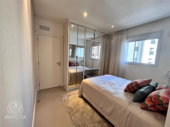Imagem Apartamento com 3 Quartos à Venda, 128 m² em Centro - Balneário Camboriú Imagem Apartamento com 3 Quartos à Venda, 128 m² em Centro - Balneário Camboriú