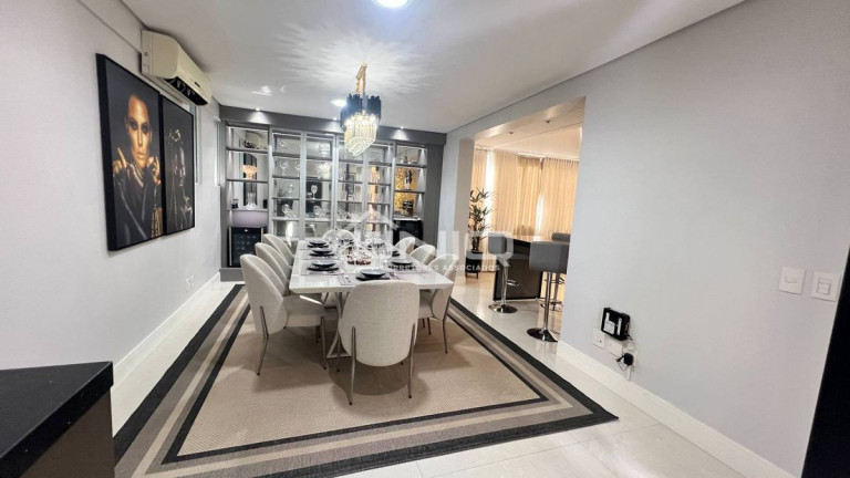 Imagem Apartamento com 3 Quartos à Venda, 175 m² em Centro - Pato Branco