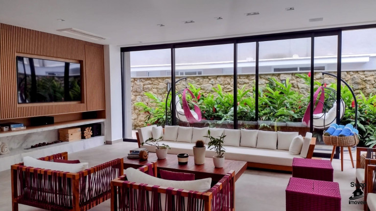 Casa com 6 Quartos à Venda,  em Riviera - Bertioga